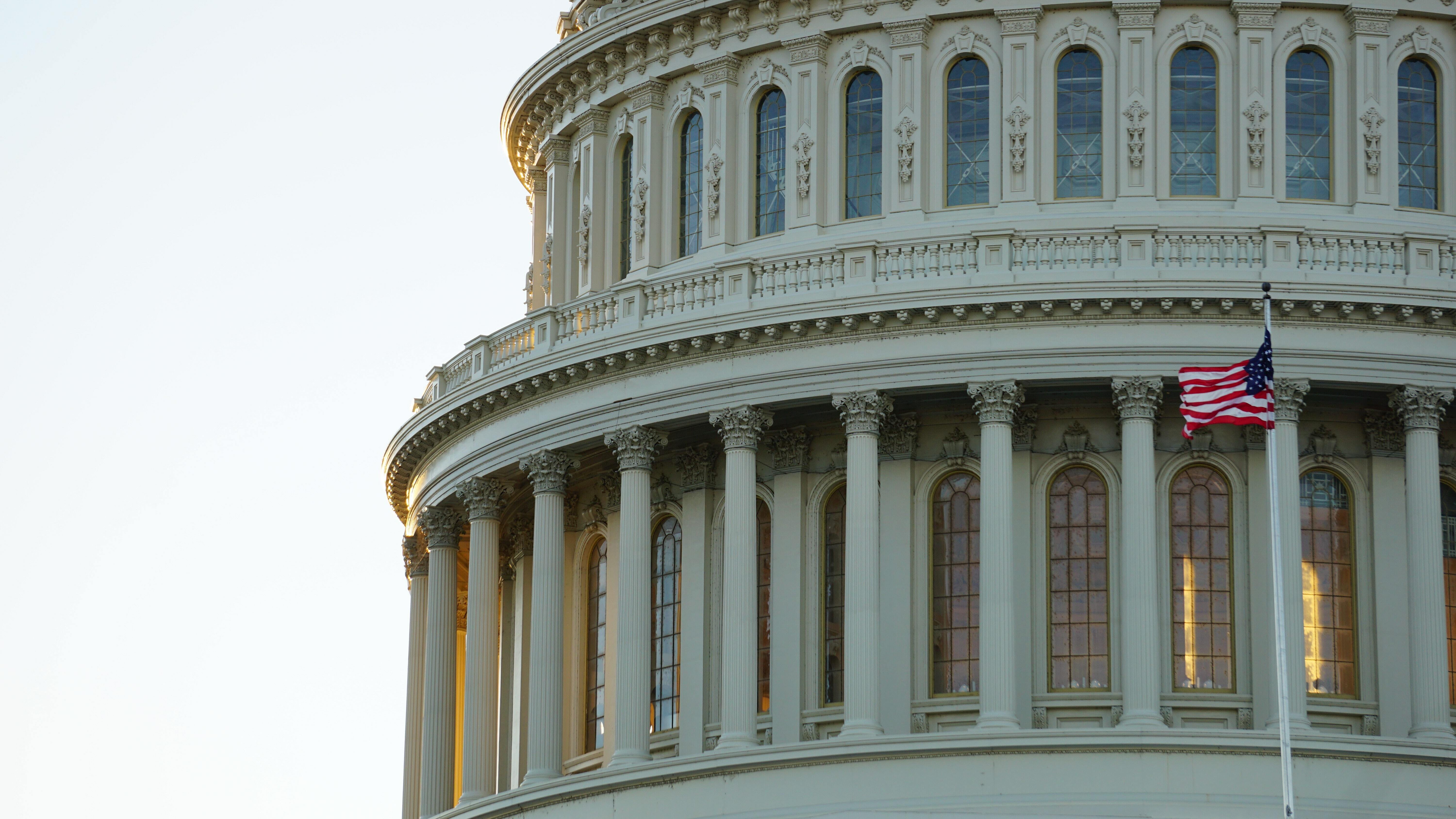 Палата представителей Конгресса США одобрила выделение $61 млрд и ATACMS Киеву