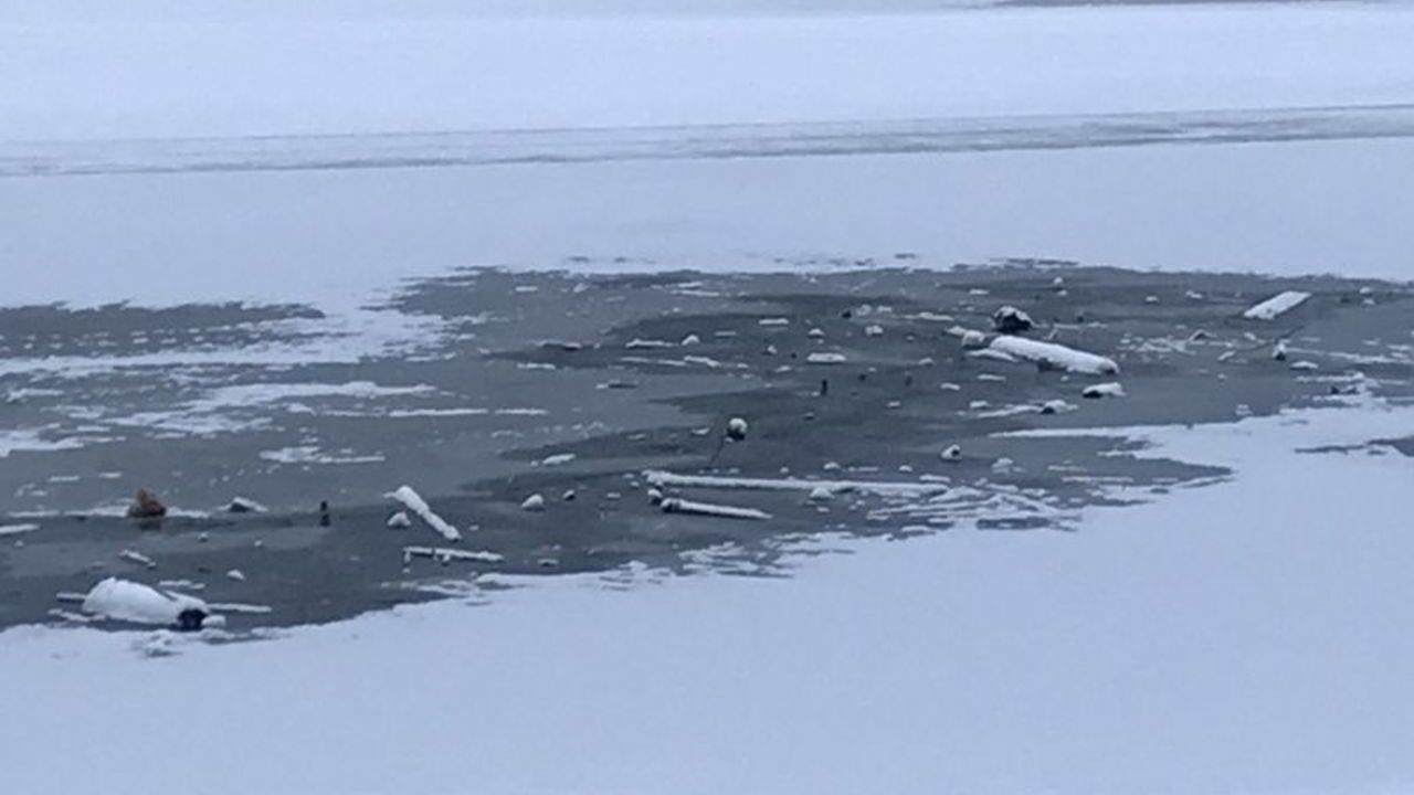 В Калужской области пятеро детей провалились под лед, двое погибли