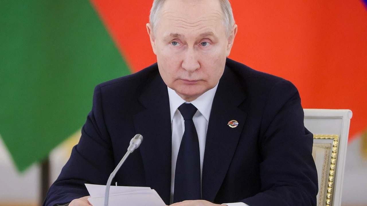 Путин считает, что для России пришло время самоопределения