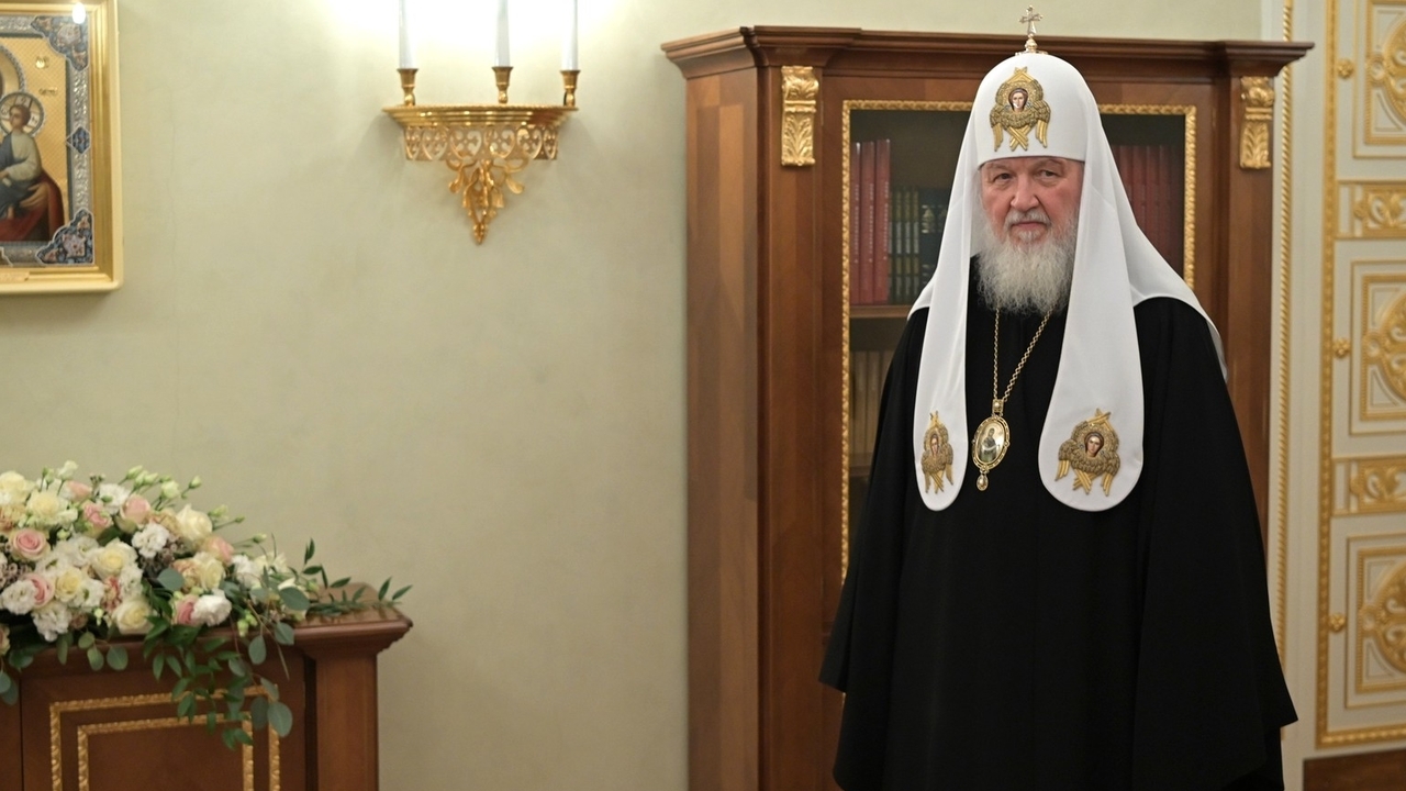 Швейцарское издание Sonntagszeitung написало о связях патриарха Кирилла с КГБ, в РПЦ это назвали домыслами