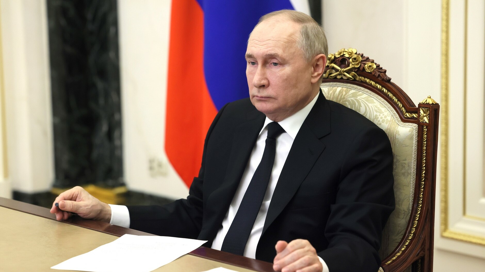 Путин призвал россиян опираться на ценности гуманизма после теракта в «Крокусе»
