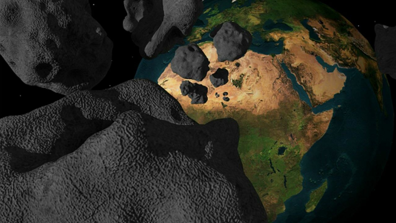 К Земле приближаются сразу два крупных астероида