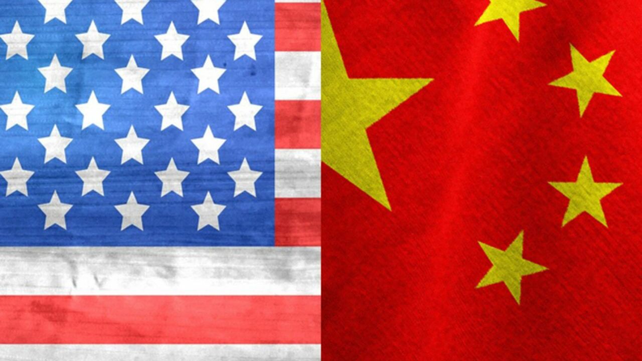 Китай обвинил США в незаконном вторжении эсминца в его территориальные воды